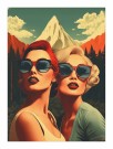 To retrodamer med rødt og blondt hår foran fjellet     thumbnail
