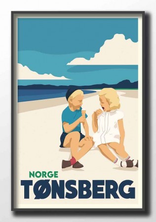 Tønsberg , Ringshaugstranda, to barn spiser is